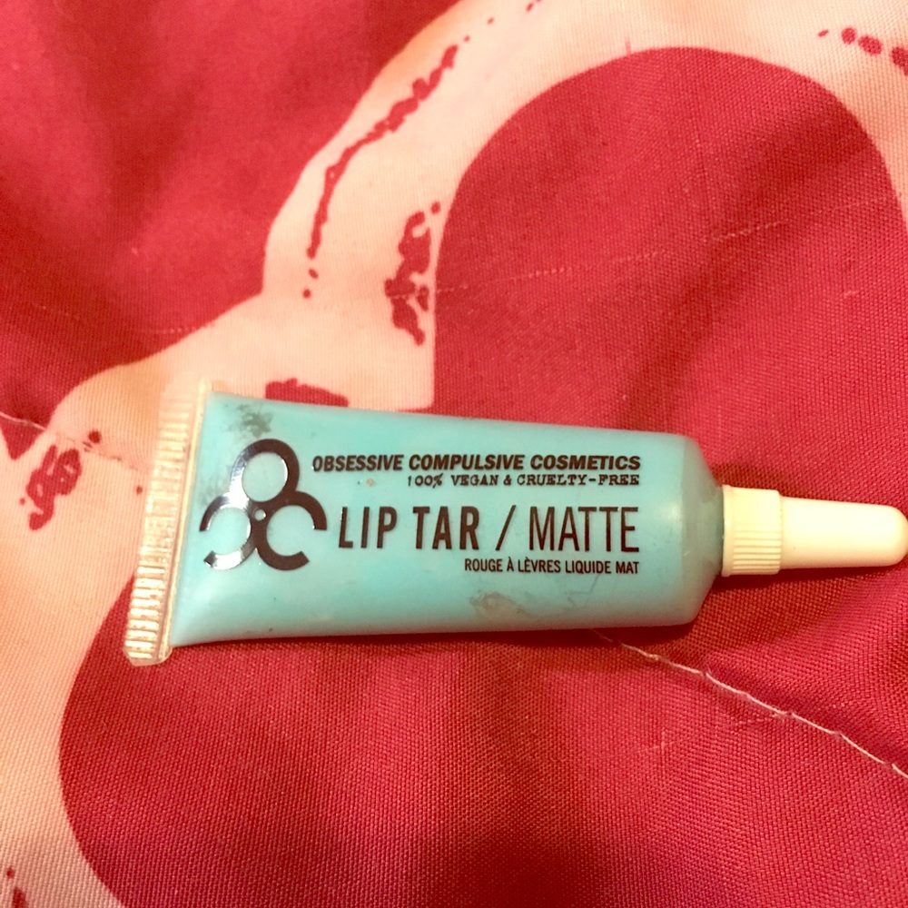 Lip Tar